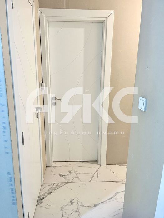 Тристаен апартамент в кв. Овча купел до МЕТРОСТАНЦИЯ