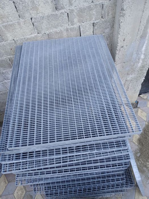 Grilaje zincate galvanizate