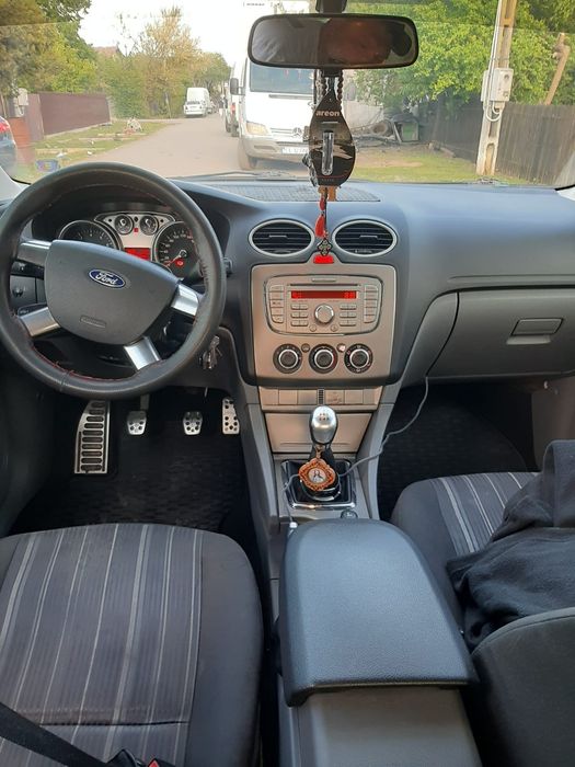 FORD Focus 2008 — imagine 5