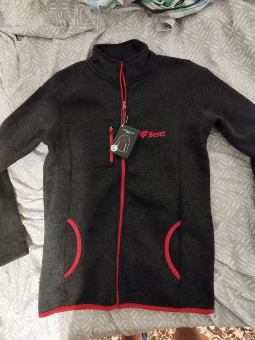 Bluza material foarte călduros Nou