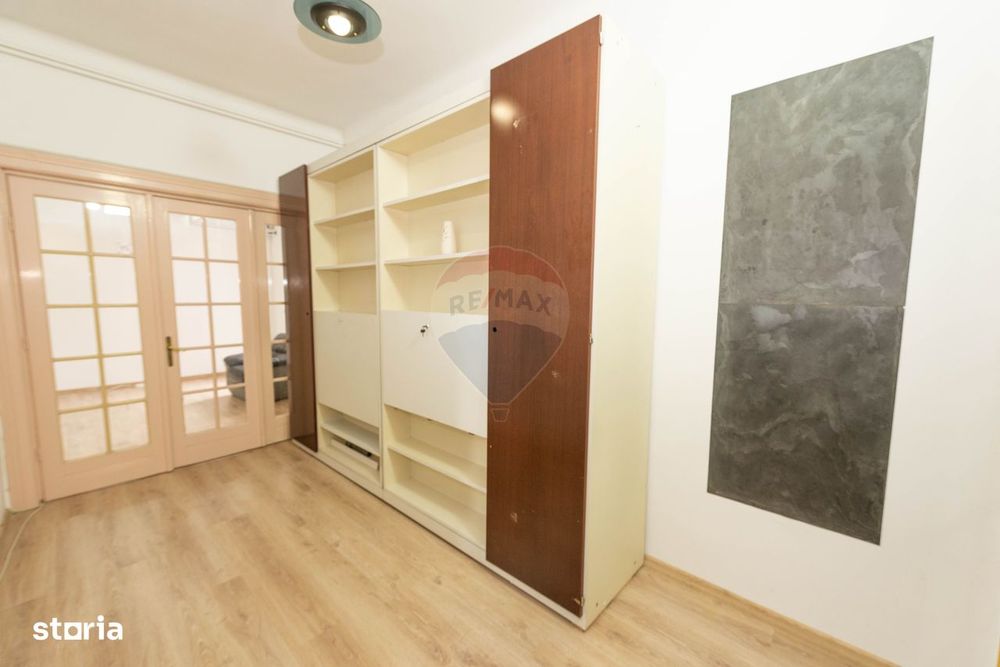 Apartament cu 3 camere de inchiriat, 69 mp utili, Mall Vitan