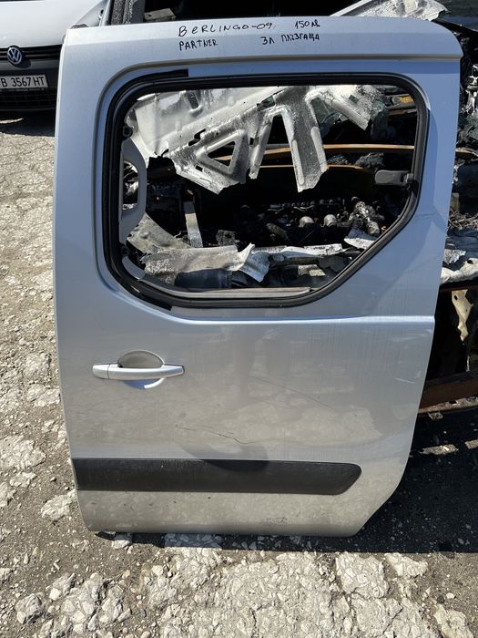 Задна лява плъзгаща Citroen Berlingo Peugeot Partner 2009