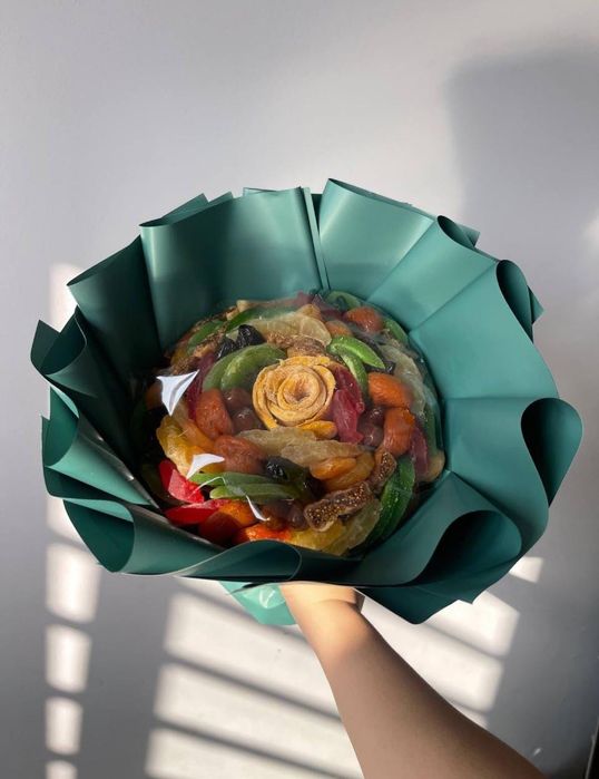 Букет из сухофруктов