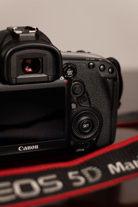 Canon 5D mark IV