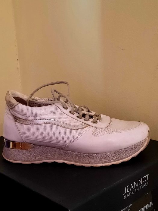 продам женскую обувь