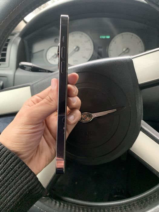 Iphone 14 pro max , LLA