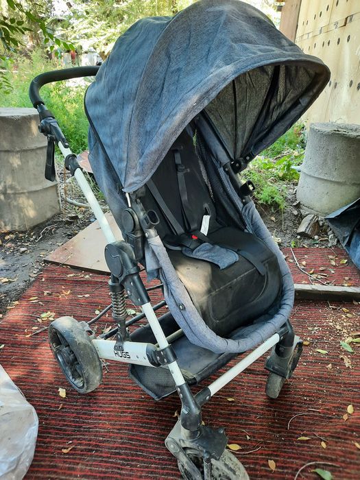 Детска коляска б/у