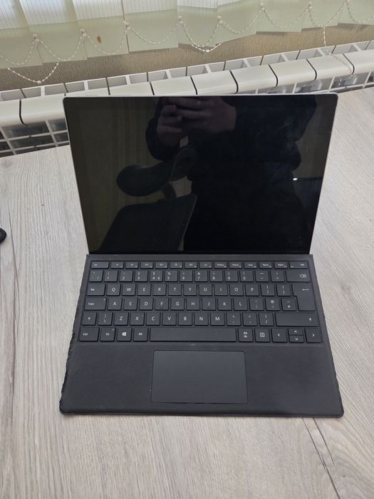Microsoft Surface Pro 6