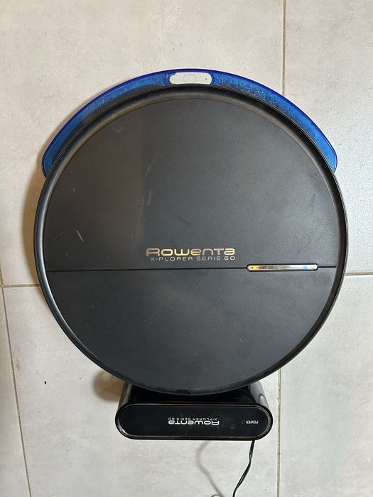 Aspirator Robot ROWENTA cu spalare, excelent pt par de animale!