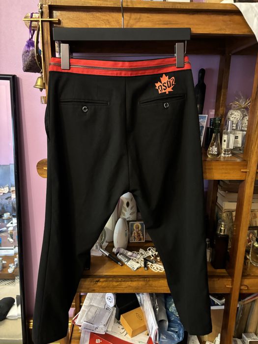 Pantaloni Dsquared2, model now , 100% , originali masura (48) ;M