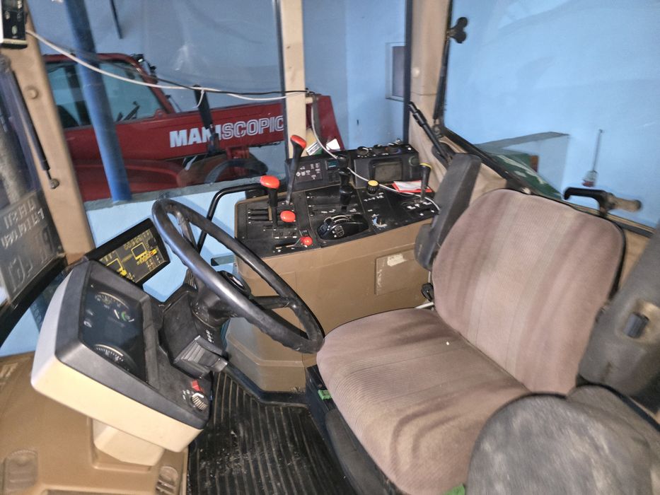 Tractor  John Deere 6800