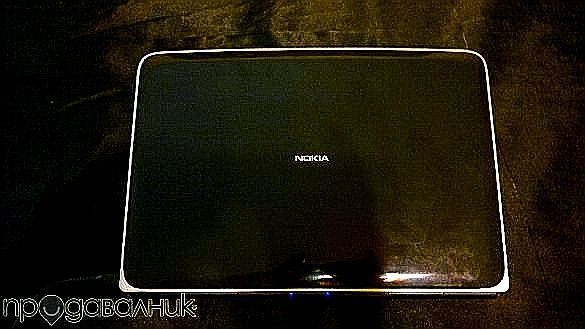 NOKIA Booklet 3G