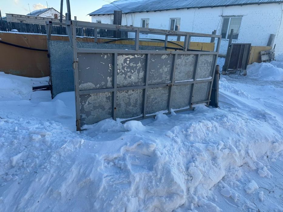 Продам коневозку. Трансформер прицеп