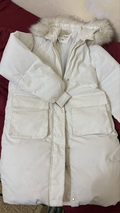 Белая женская куртка