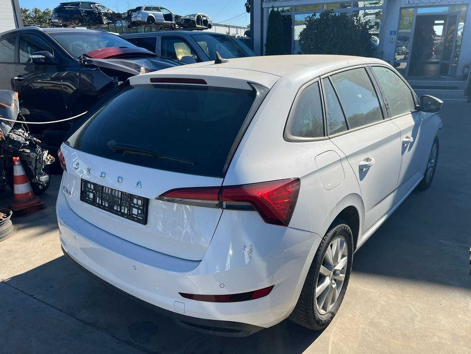 Skoda Scala 2020 Avariat 1.0 tsi 115 cp cutie dsg 127000km