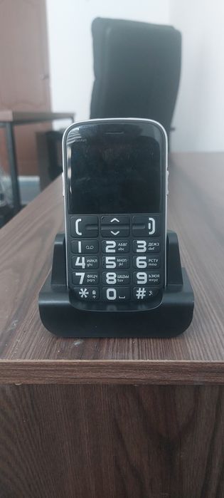 Телефон кнопочный новый