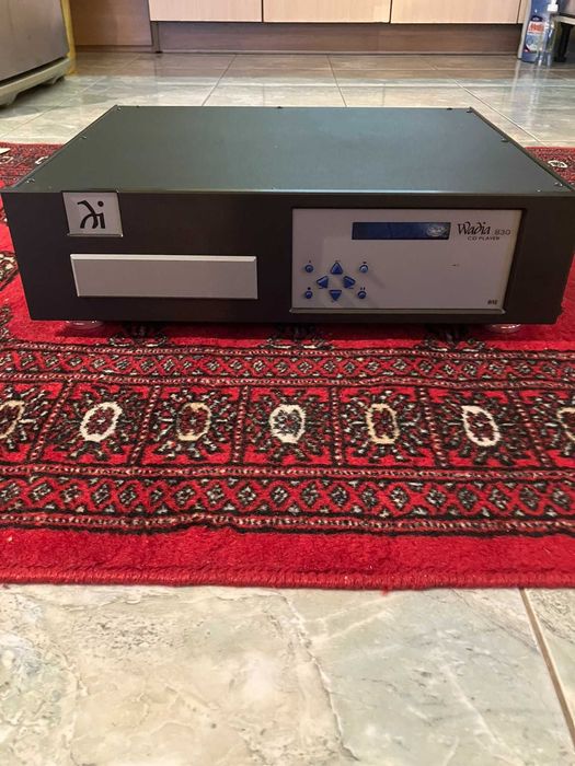 wadia 830 CD player