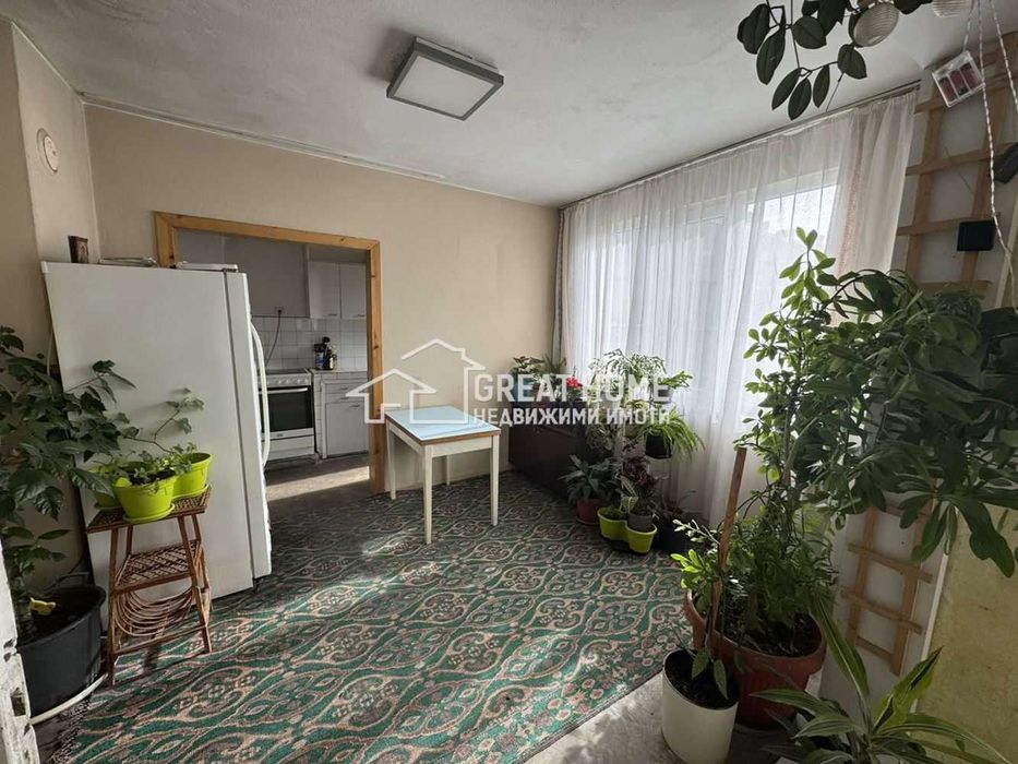 Многостаен апартамент с гараж