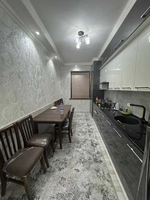 Сдается 2х ком квартира в Мирзо Улугбекском р-не Максим Горький 308*