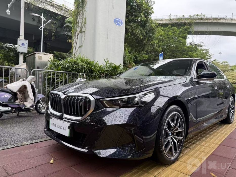 2026 BMW i5 40L M‑пакет Sport Restyle
