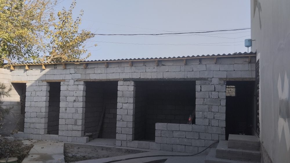 Ҳовли сотилади стоп маркет олдидан 650 млн