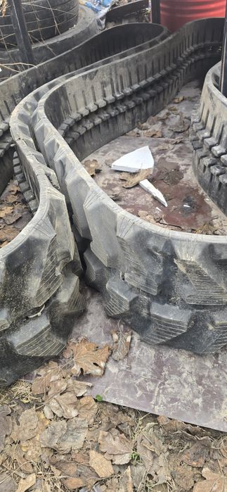 Гуценица резиновая для мини эксковатора