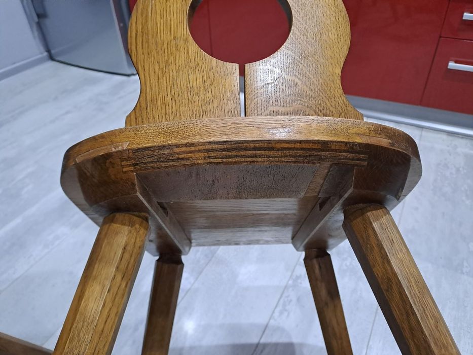 Столове с дърворезба- Австрия