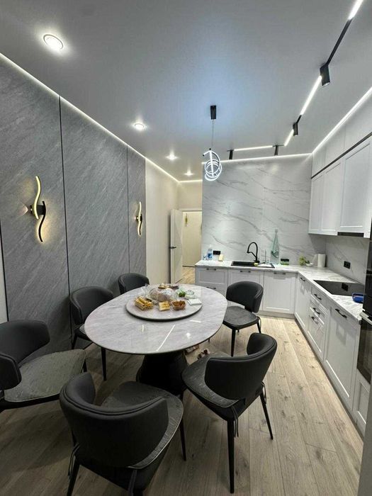 продаем 3х ком. квартиру в очень хорошем районе