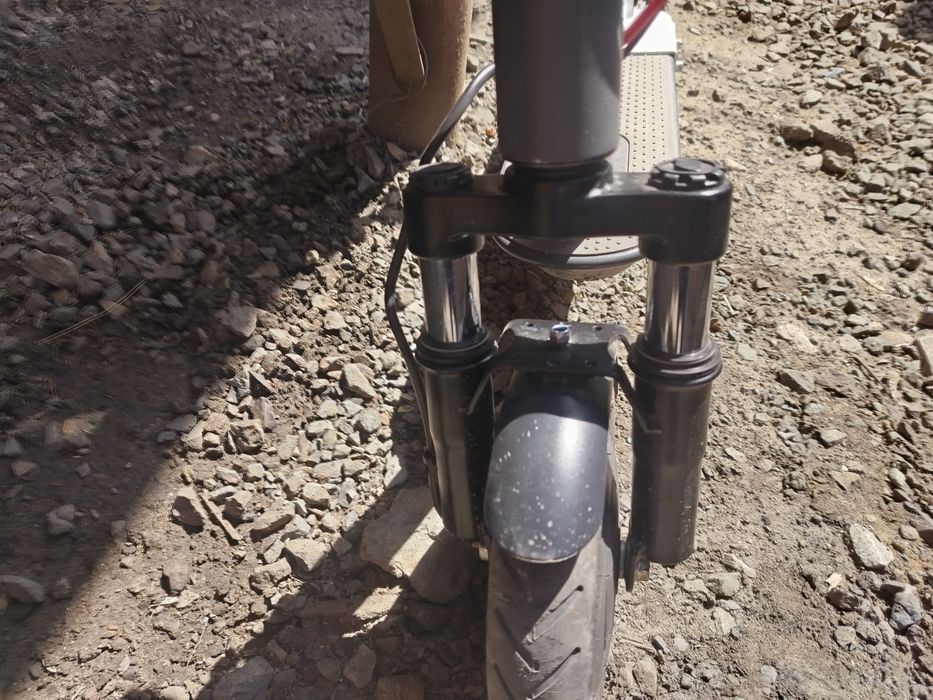 Продам недорого электросамокат