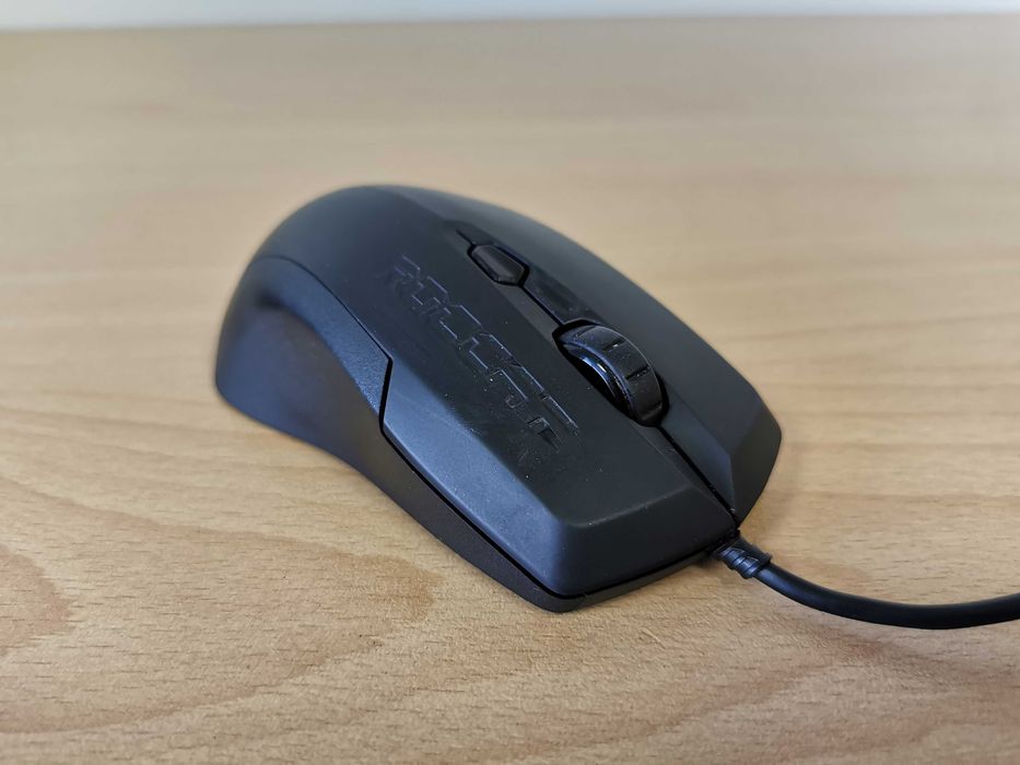 Roccat Lua оптична геймърска мишка