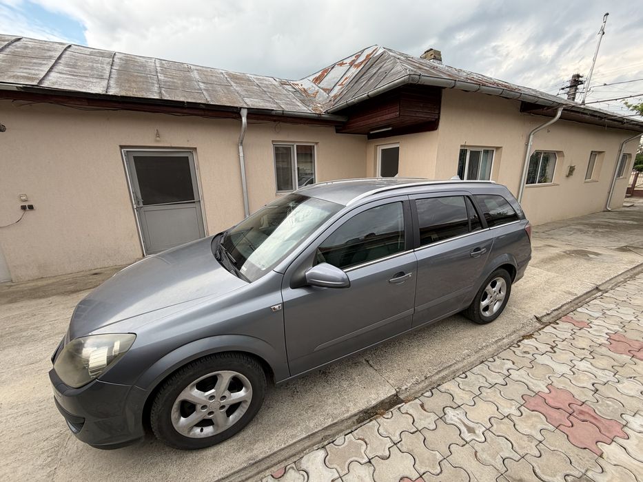 Opel Astra H break 1.6 benzina