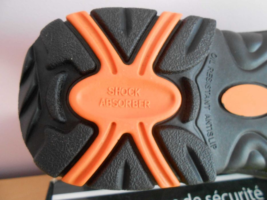 Нови работни обувки Coverguard