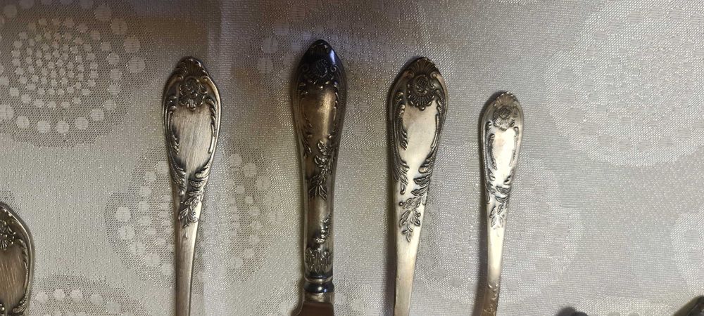 Set tacamuri placate cu argint