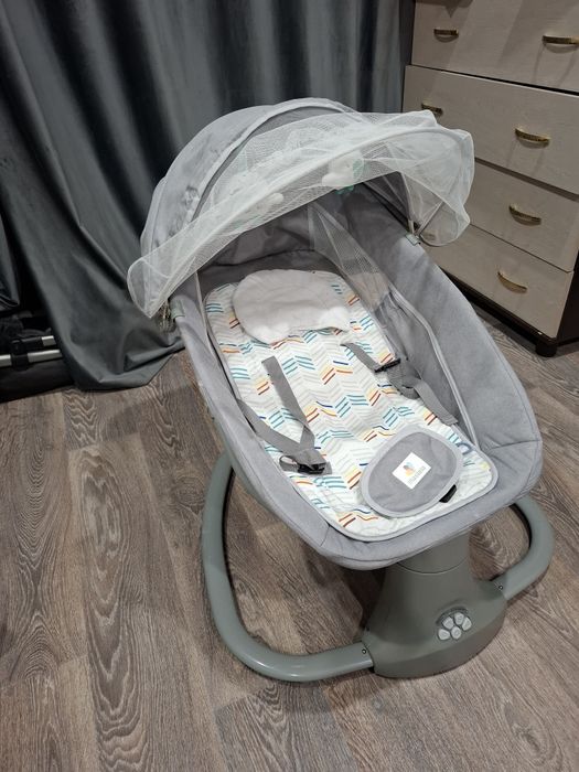 В продаже шезлонг детский