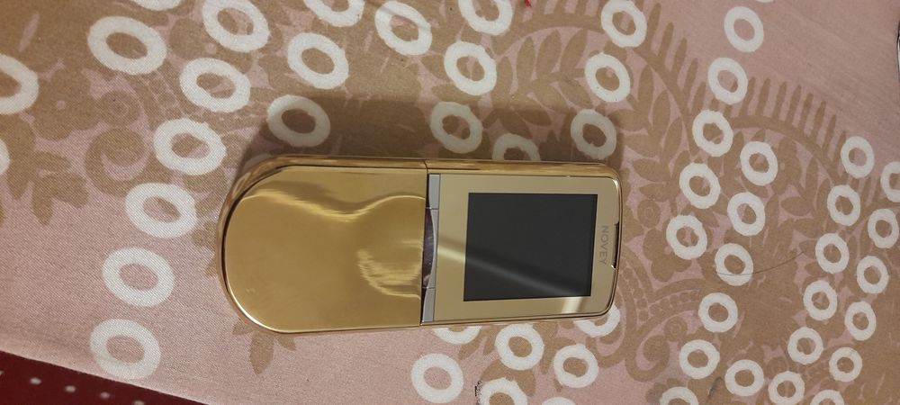 NOVEY  N880 holati yangi