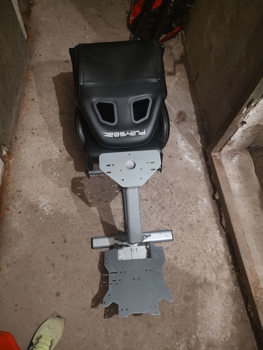 Logitech G29 +playseat cockpit+ shifter