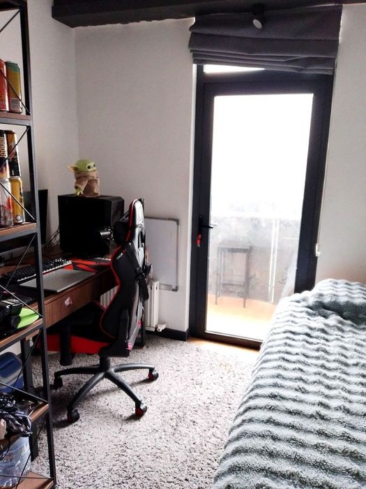 Продаётся квартира в р-не Яшнабад, ор-р Дубовая, 3/8/9(студия)