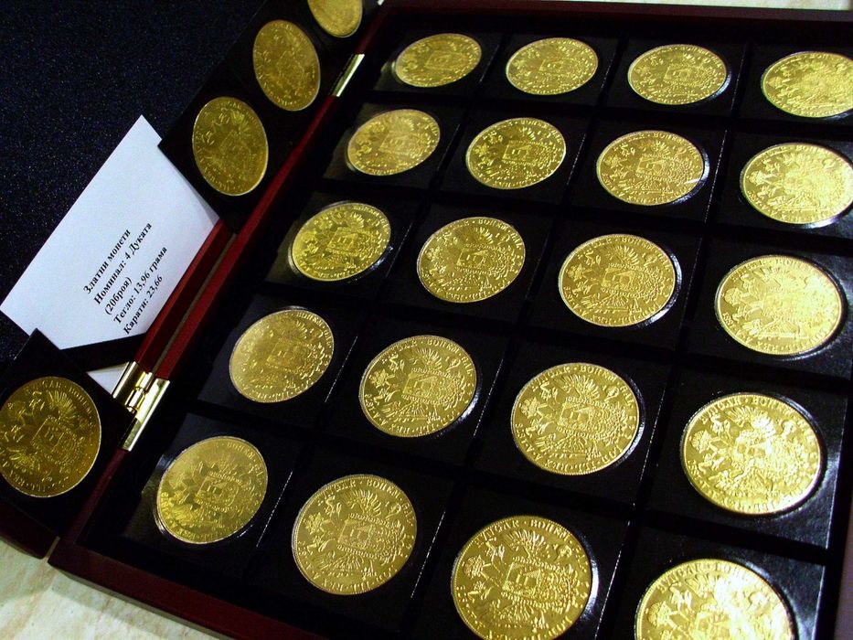 Златни Монети от Стара Колекция