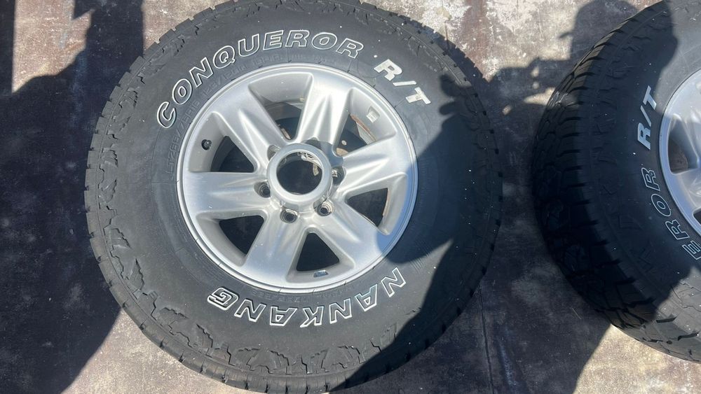 Шины комплект для внедорожник