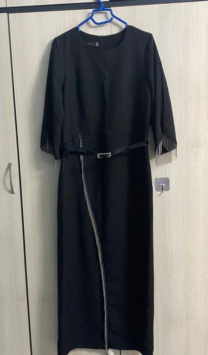 Платья б/у в отлисном бу состоянии