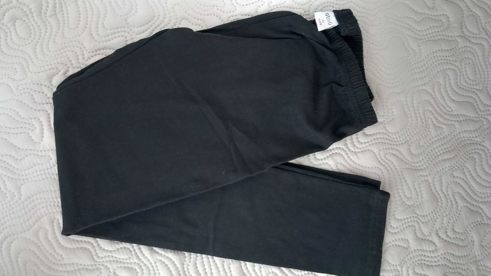 Клинчета и долнища в р-р 104, 152, 158, 164см.