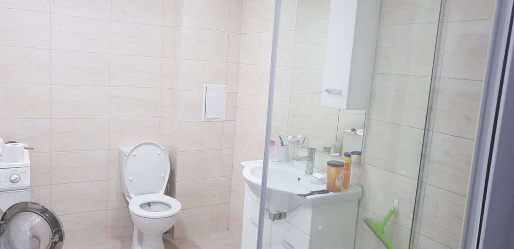 Тристаен имот в кв.Люлин 10