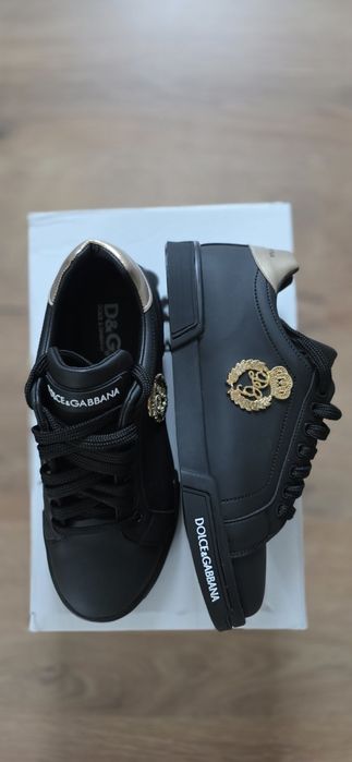 Обувки Dolce Gabana различни цветове сникърси