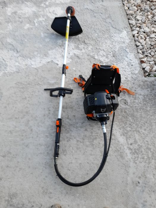 Vand motocoasa tip rucsac marca fuxtec Made in Germani2in1