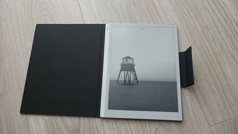 Onyx Boox Go 10.3 – ca nou + husă + stylus + 3000 cărți