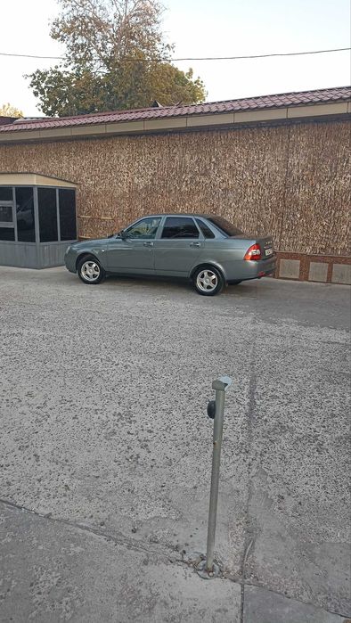 Lada Priora 1.6 Sedan