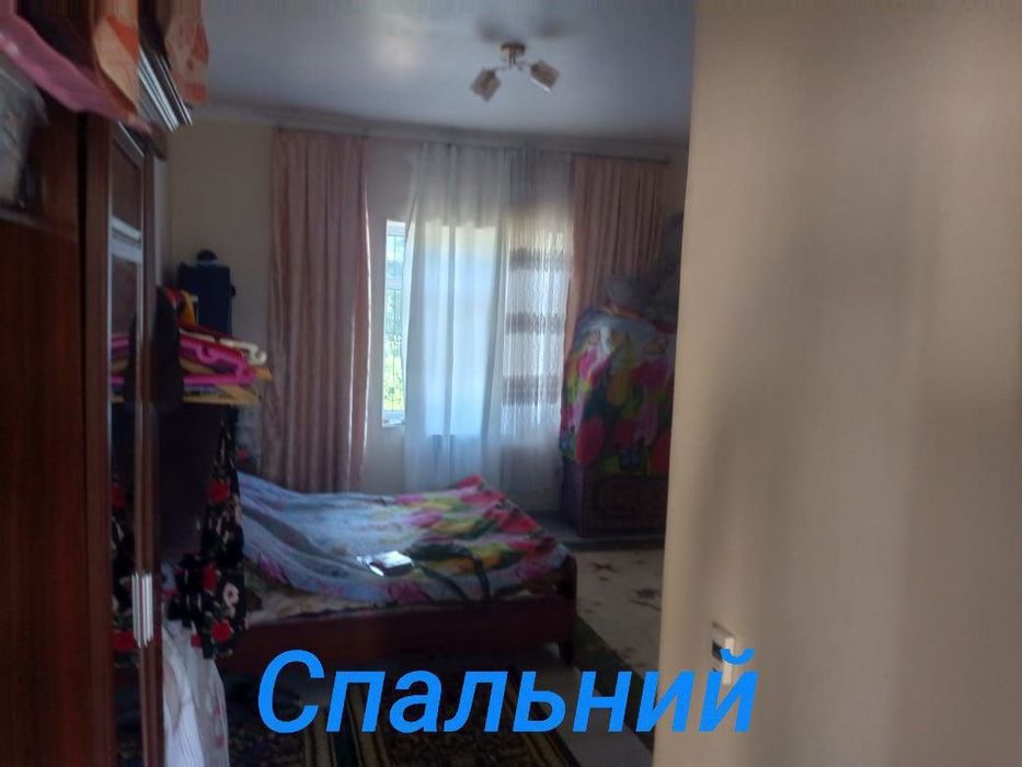 Azadbashda uy sotiladi.Srochno.Do'mga obmen ham bor.Kelishamiz