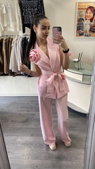 Красив и нежен сет универсален размер