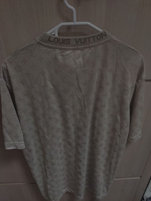 Louis Vuitton тениска / L