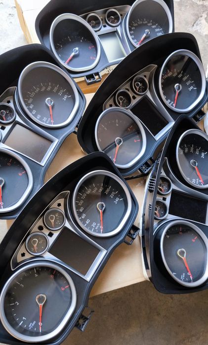 Ceasuri display mare FORD C-Max Focus Kuga 2008-2012 BENZINA / DIESEL